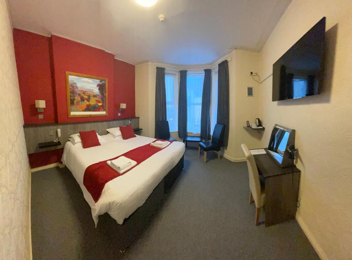 Hotel The Port